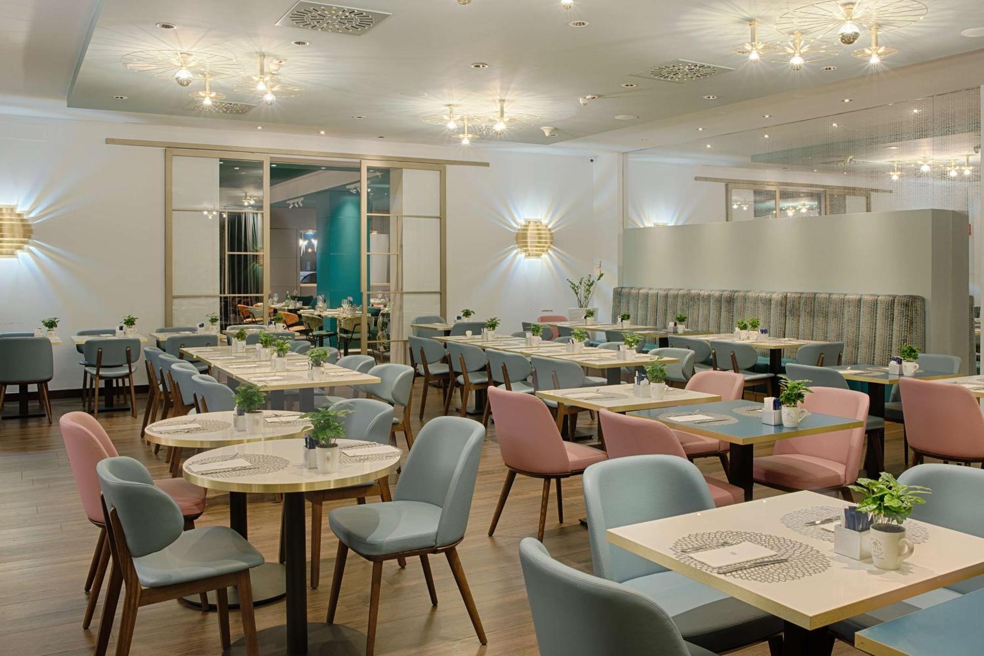 Hotel NH Milano Touring Esterno foto