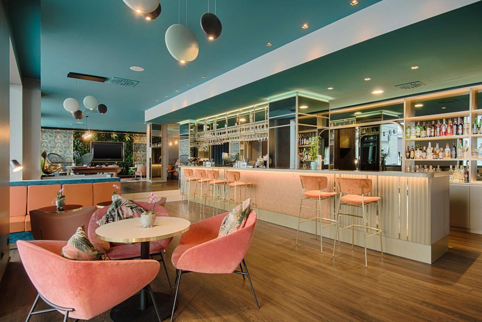Hotel NH Milano Touring Esterno foto