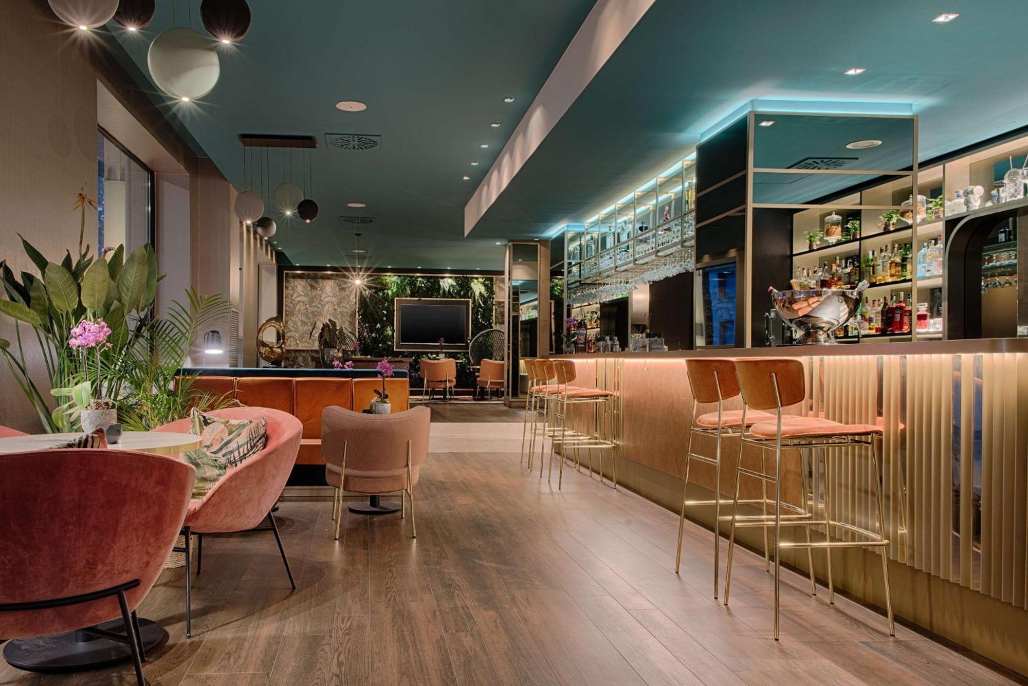 Hotel NH Milano Touring Esterno foto